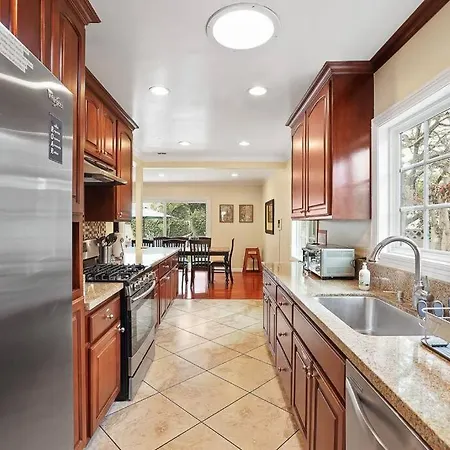Resort Style Home, Pool/Spa/Game Room Near Disney